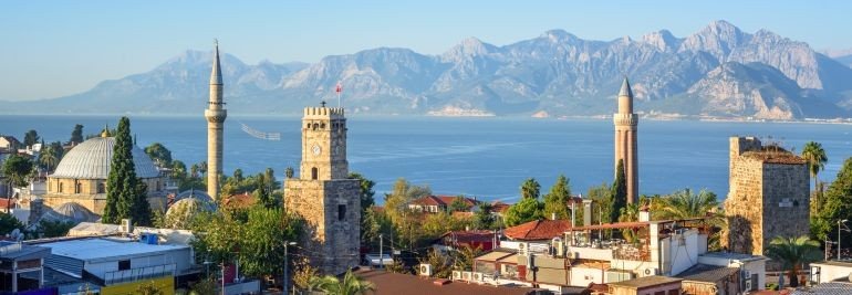 AKVÁRIUM, MĚSTO ANTALYA A VODOPÁDY