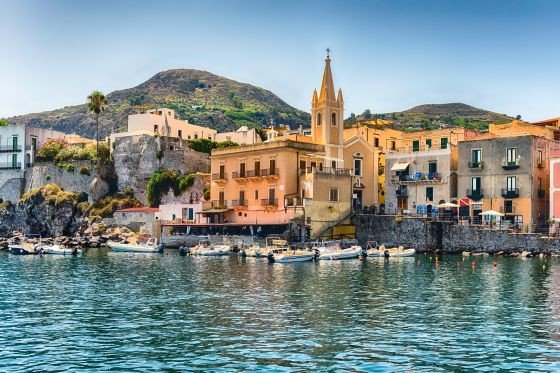 LIPARI A VULCANO