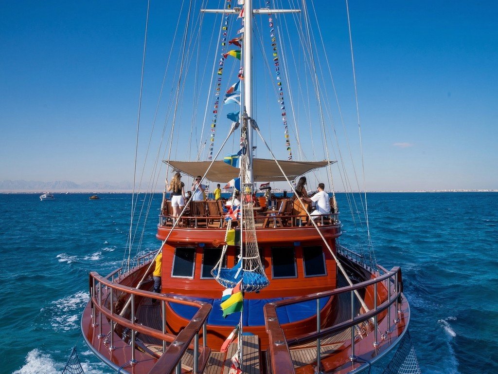 PIRATES LODNÍ VÝLET