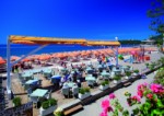 Černá Hora - Queen of Montenegro - plážová restaurace