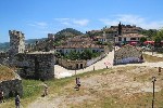 severni-albanie-berat-v-arealu-pevnosti_216667.jpeg