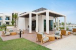 Pool bar a grill