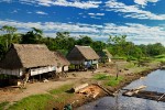 Brazílie - indiánské vesnice v amazonské džungli