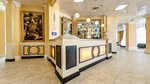 Lobby bar