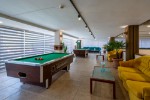 Lobby billiard