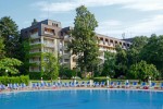 Bazén v sesterském hotelu HVD Lotos