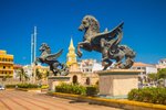 Los Pegasos Sculpture