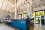 Park Plaza Histria hotel - Marina Wing depandance - Yacht Bar and restauran - Pula - Verudela - 101 CK Zemek - Chorvatsko