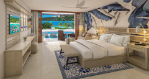 Sunchi Junior Suita Swim-up Beachfront