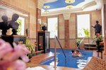 Piscina interioara