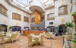 Lobby bar