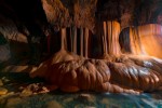 Příroda vykouzlila v jeskyni Sumaguing překrásné skalní útvary