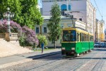 Retro tramvaj ve městě Helsinky