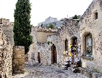 Francie_Baux de Provence_shutterstock_130231403_237245.jpg
