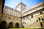 Provence_Avignon_papezsky_palac_Radynacestu_Pavel_Spurek.jpg