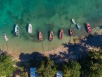 Rybářské lodě v Tartane z ptačí perspektivy