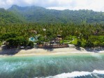 Lombok, Holiday Resort