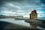 Pláž Reynisfjara na jižní části Islandu