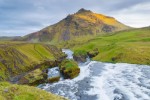Řeka Skoga před vodpádem Skogafoss