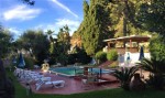 Resort s bazénem