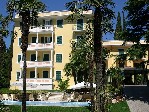Hotel s bazénem