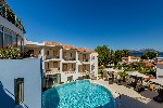 Hotel s bazénem