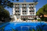Hotel s bazénem