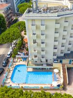 Hotel s bazénem