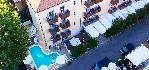 Hotel s bazénem