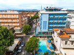 Hotel s bazénem