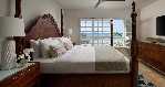 Suite Starlight Beachfront One Bedroom Butler 
