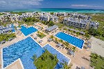 Areál hotelu Meliá Jardínes del Rey