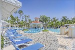 Swim Up bar