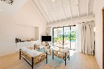 Plážová residence se soukromým bazénem - 2 ložnice