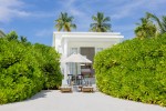 Grand beach villa s bazénem
