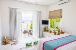 Grand beach villa s bazénem