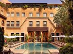 Hotel s bazénem