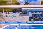 Swim up bar