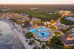 Večerní pohled na resort