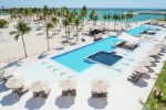 Omán, Omán, Muscat - Al Falaj Hotel (Muscat) - Výhled na moře s bazény