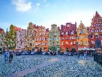 Wroclaw_Rynek_barevne_stitove_domy_Radynacestu_foto_Pavel_Spurek.jpg