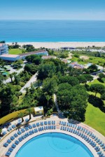 Portugalsko, Algarve, Alvor - Pestana Delfim Beach & Golf Hotel - pohled směrem k moři