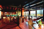 Portugalsko, Algarve, Carvoeiro - Hotel Baia Cristal - lobby bar