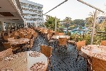 Restaurant/bars