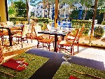 Restaurant/bars