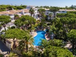 Resort s bazénem 