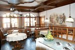 Restaurace