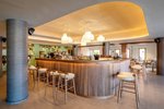 Lobby bar