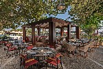 A la carte restaurace