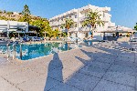 Hotel s bazénem